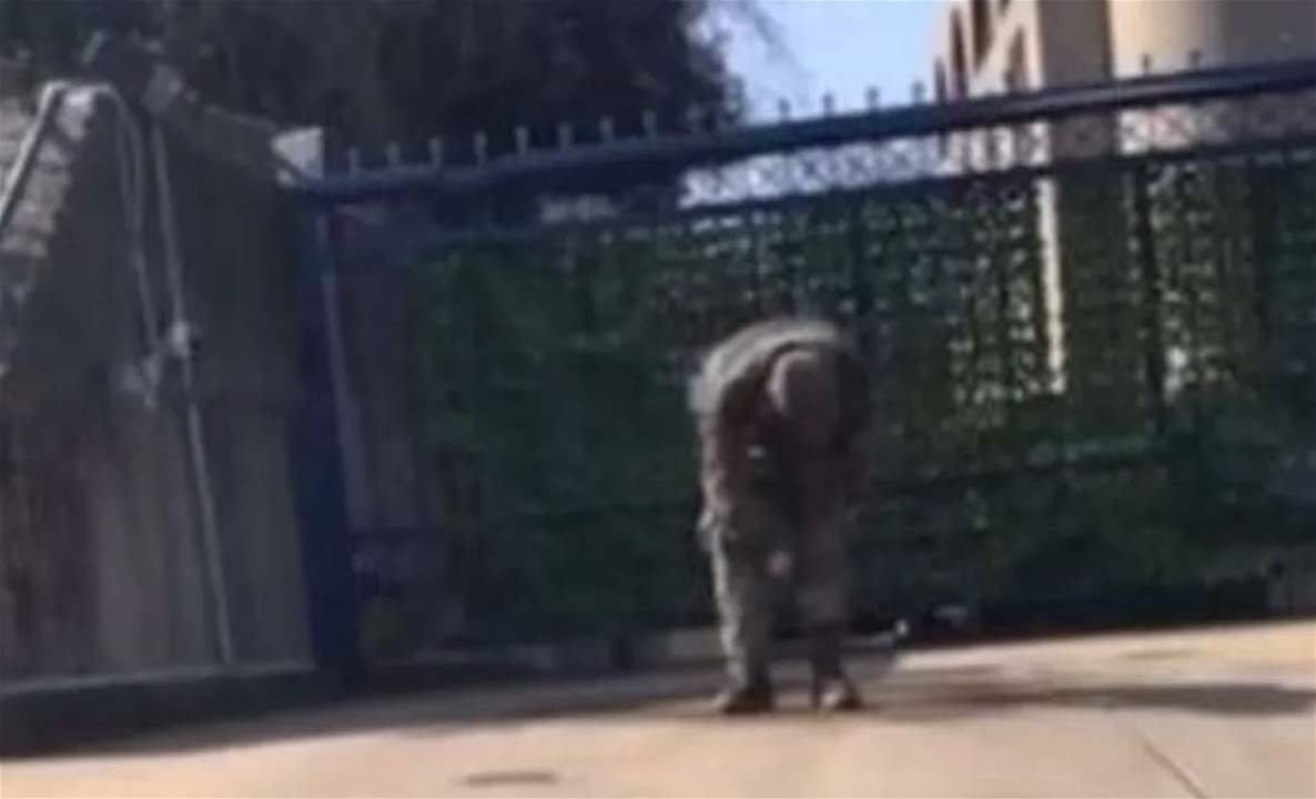 تفاصيل الكلمات الأخيرة للجندي الأميركي الذي أحرق نفسه أمام سفارة "إسرائيل"