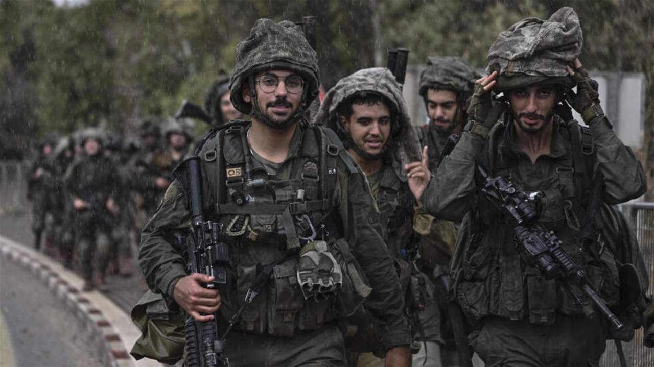 إعلام &quot;إسرائيلي&quot;: لواء المظليين في الجيش الاسرائيلي يغادر خان يونس ويُستبدل بآخر 