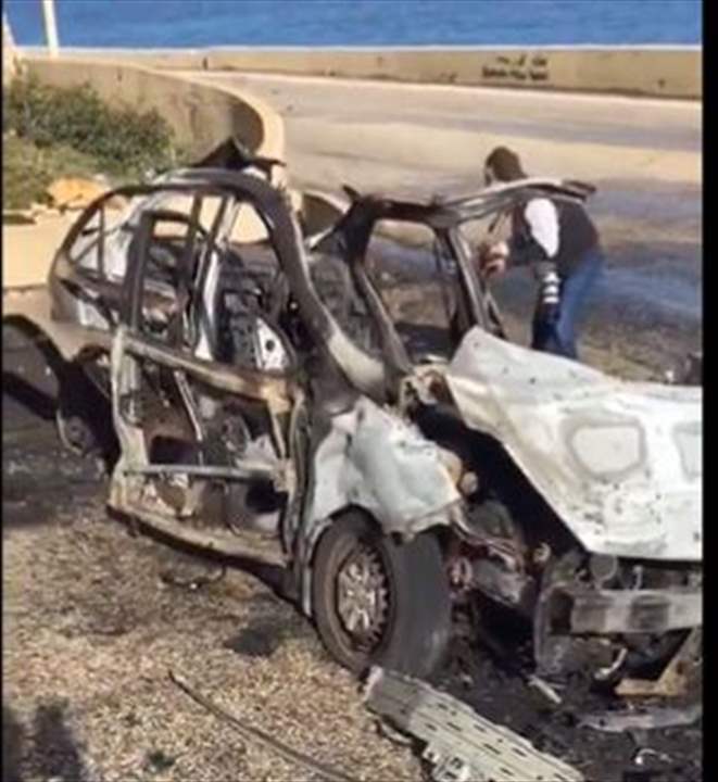 فيديو للسيارة التي استهدفتها مسيّرة إسرائيلية معادية في منطقة الحمرا أول بلدة الناقورة