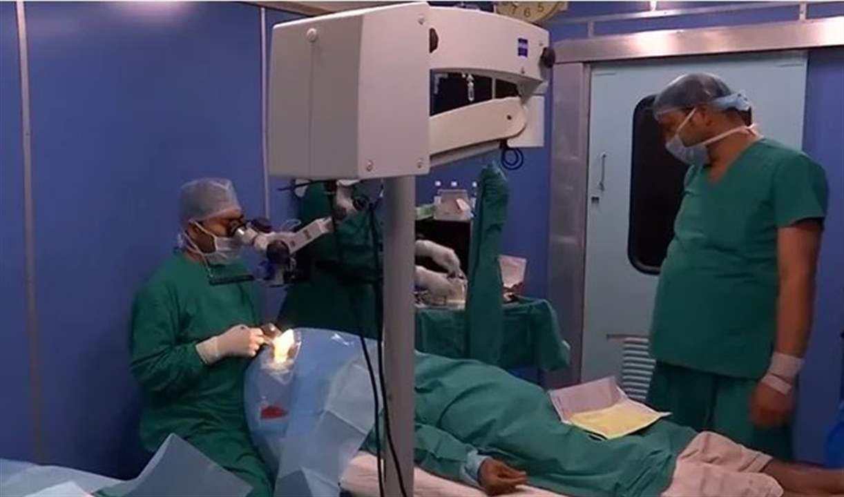 بالصورة - هندي عاش بـ "رأسين" لمدة 15 عاماً قبل ان تتم معالجته