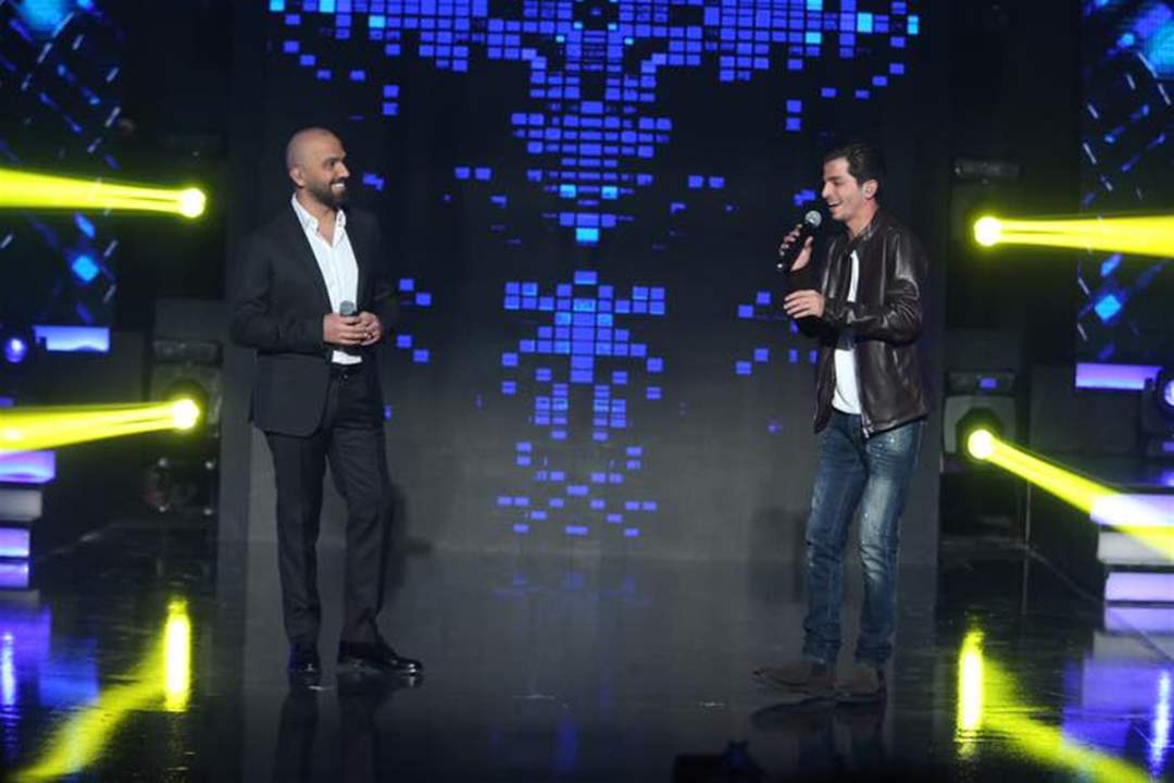 مشاجرة بين ناجي الاسطا وعباس جعفر بسبب الفاتورة.. اليكم ما حصل