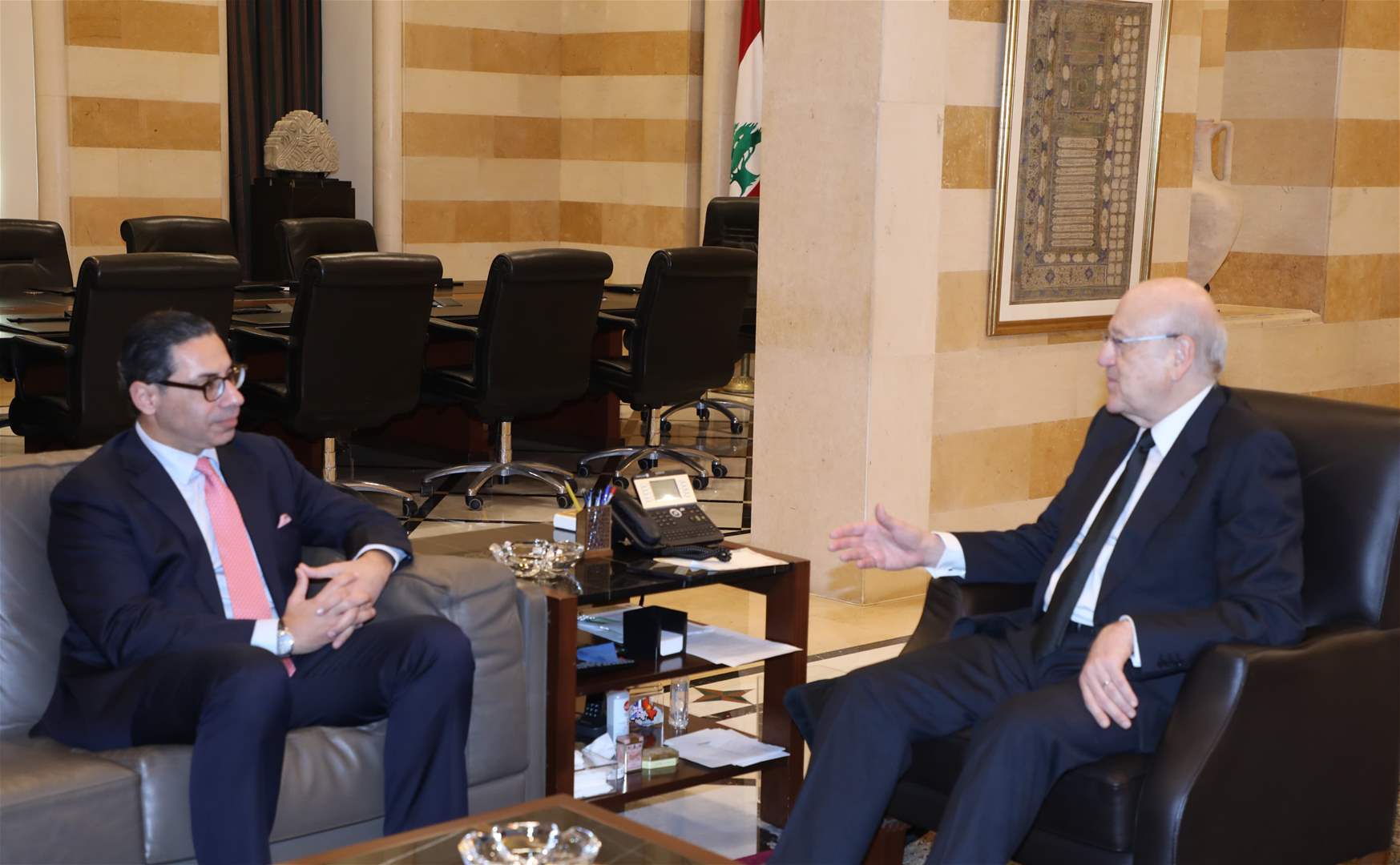 سلسلة لقاءات لميقاتي في السراي الحكومي 