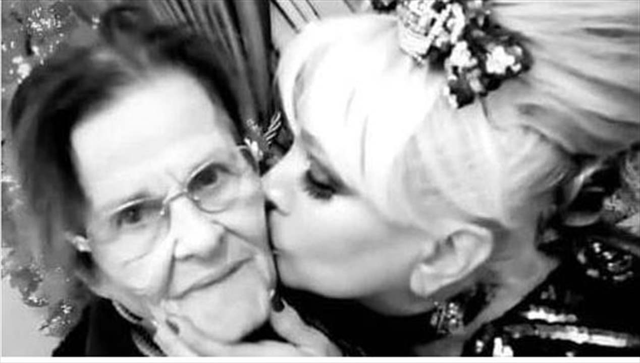 الليدي مادونا تكشف عن اللحظات الاخيرة لحياة والدتها.. ما قالته مؤثر 