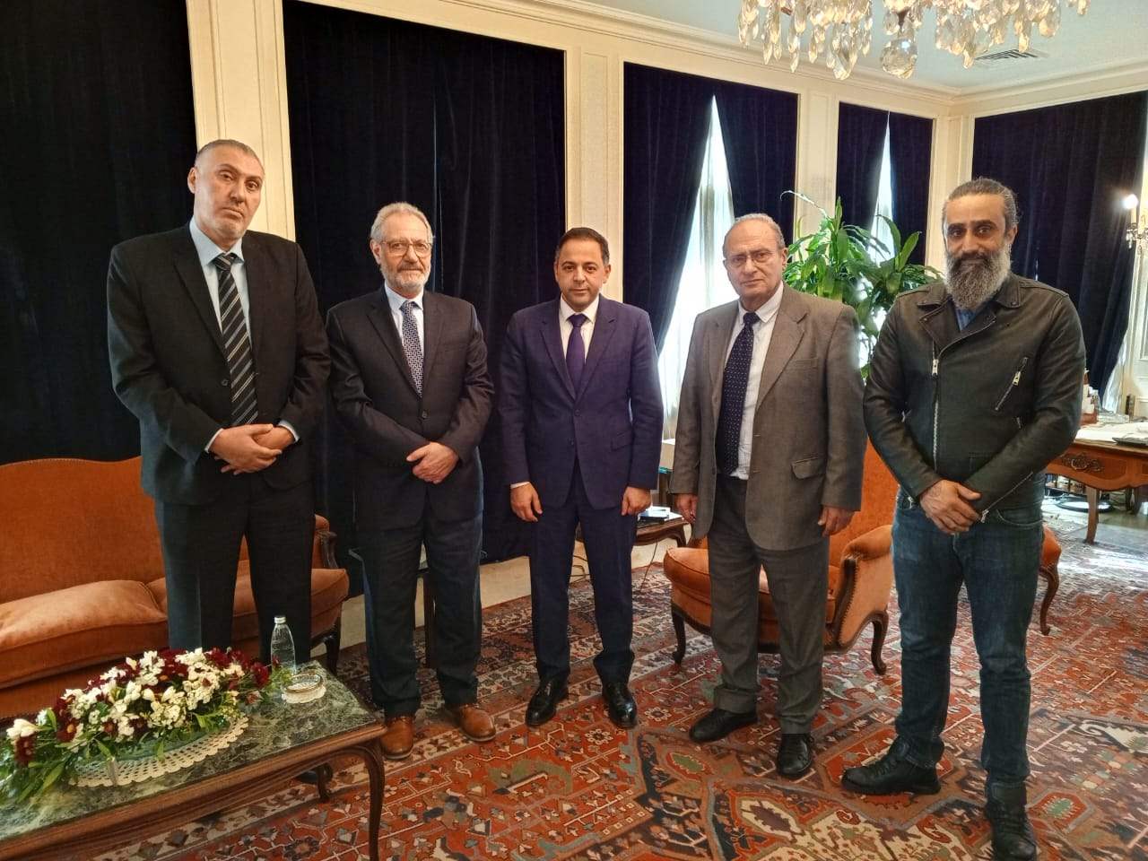 وفد من نقابة المهندسين بحث مع  منصوري في اموال النقابة المحتجزة لدى المصارف