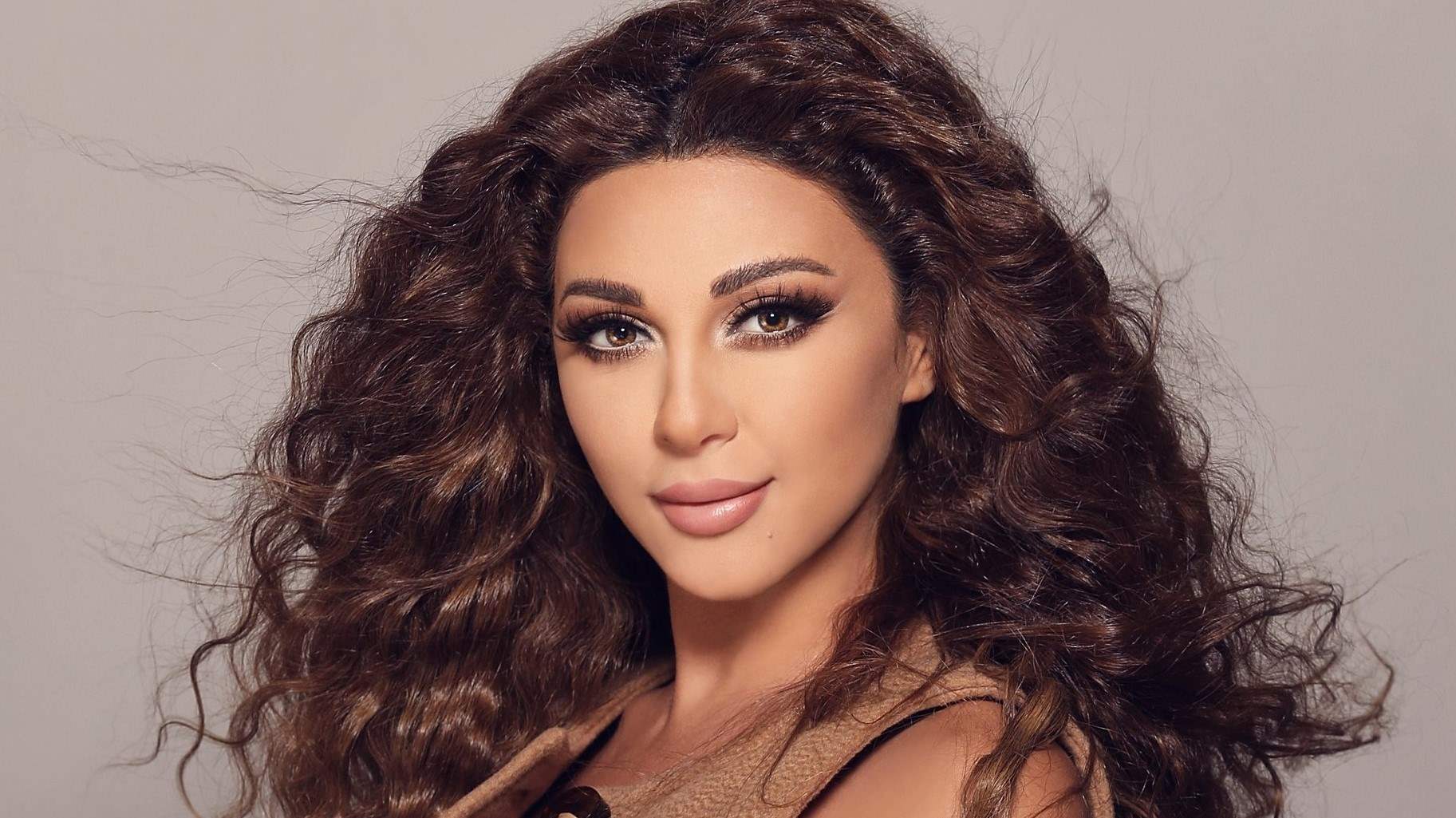 ابنا ميريام فارس يفاجآنها بعيد الام وهي تتأثر: اعمق احساس بالوجود