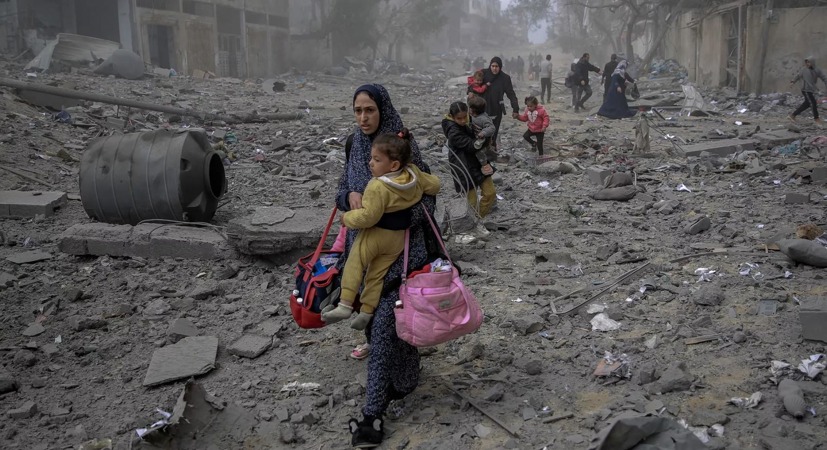 تطورات القطاع والبحر الأحمر.. تفاصيل محادثة شكري وعبد اللهيان