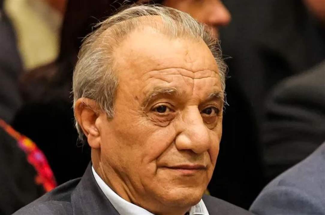 قوة أمنية "مشبوهة" دخلت القطاع مع قافلة مساعدات.. ما علاقة ماجد فرج؟ 