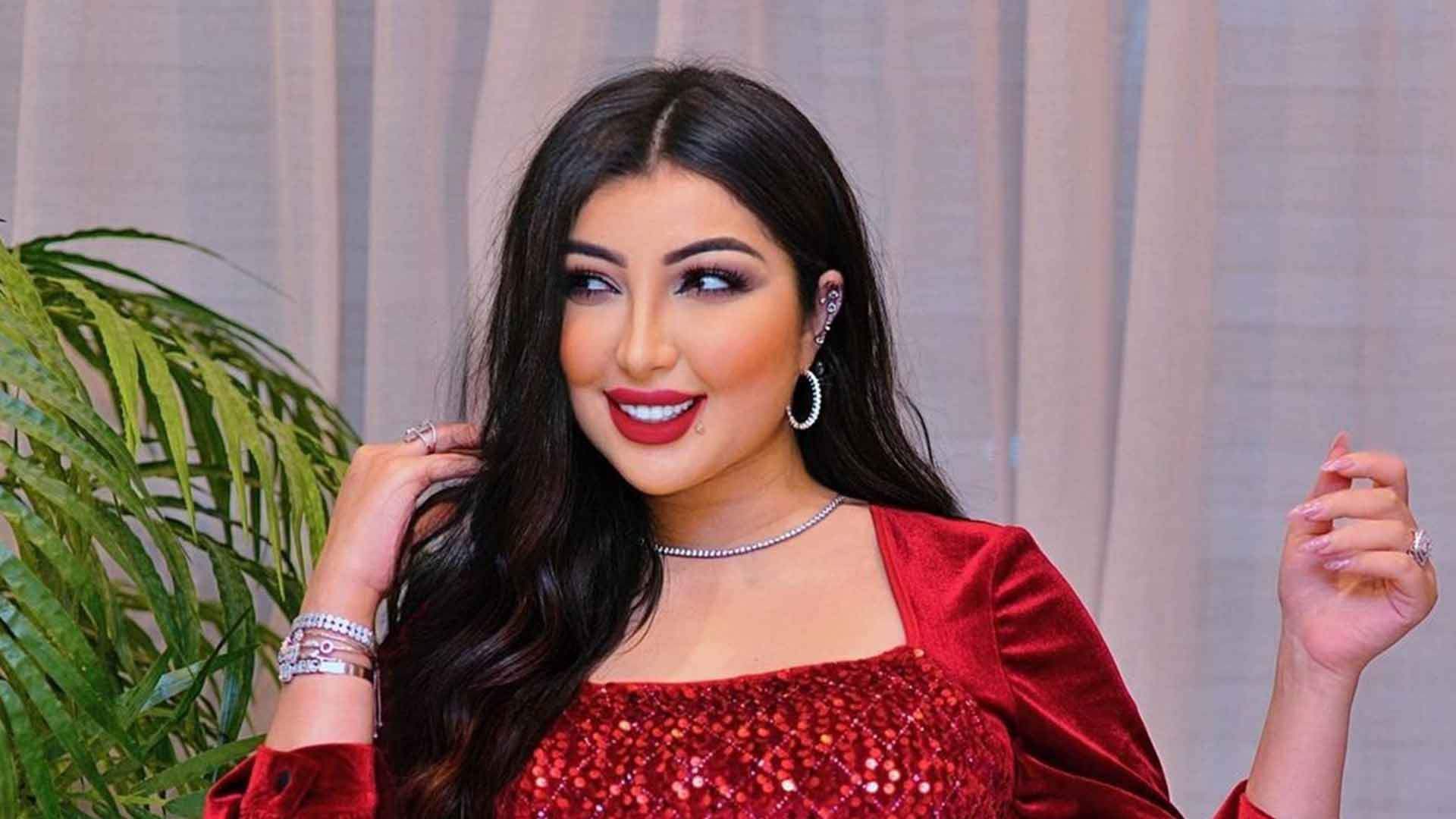 هكذا احتفلت دنيا بطمة بعيد ميلادها 