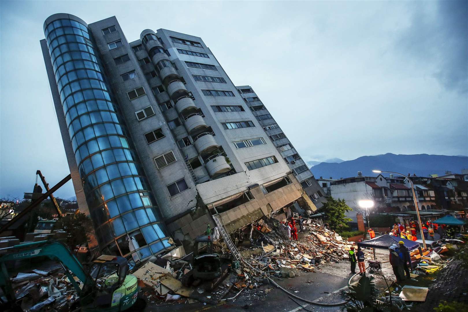 فيديو يوّثق أعنف زلزال تعرضت له تايوان اليوم! 