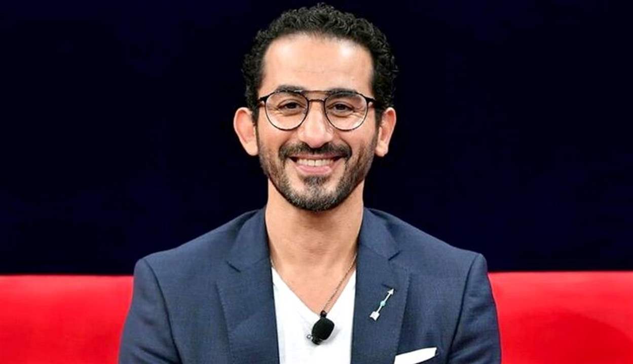 أحمد حلمي يستجيب لطلب صلاح عبدالله 