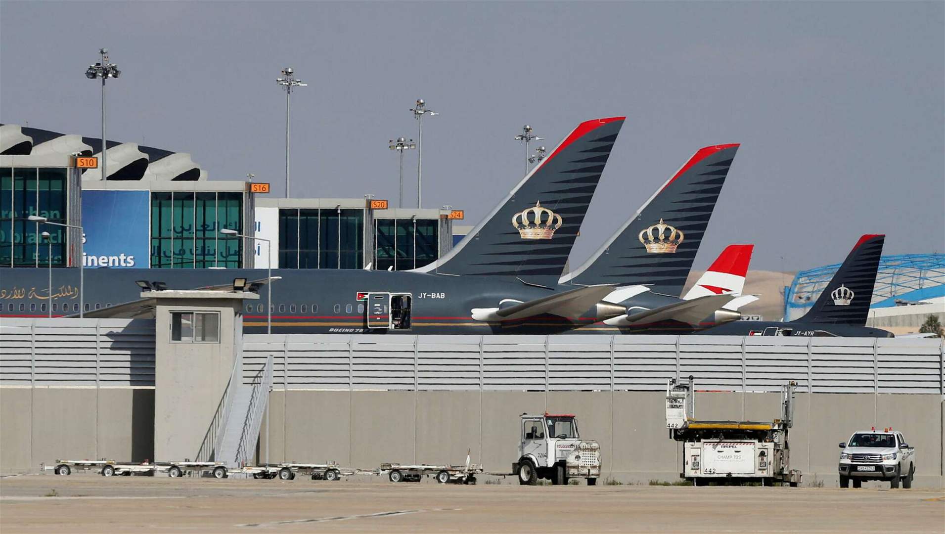 الأردن يغلق المجال الجوي أمام كافة رحلات الطيران.. ما السبب؟ 