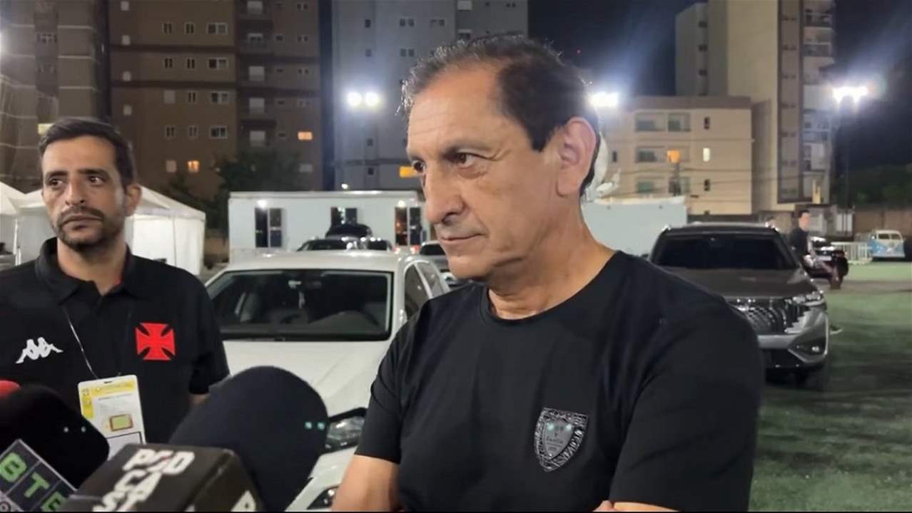 فيديو - تصريحات مدرب عن النساء تتسبب بأزمة في البرازيل