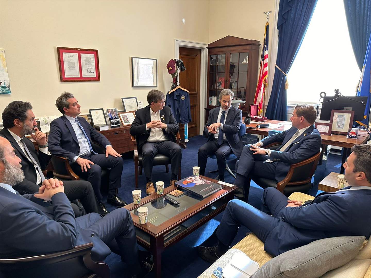 وفد نواب المعارضة يتابع جولته في واشنطن