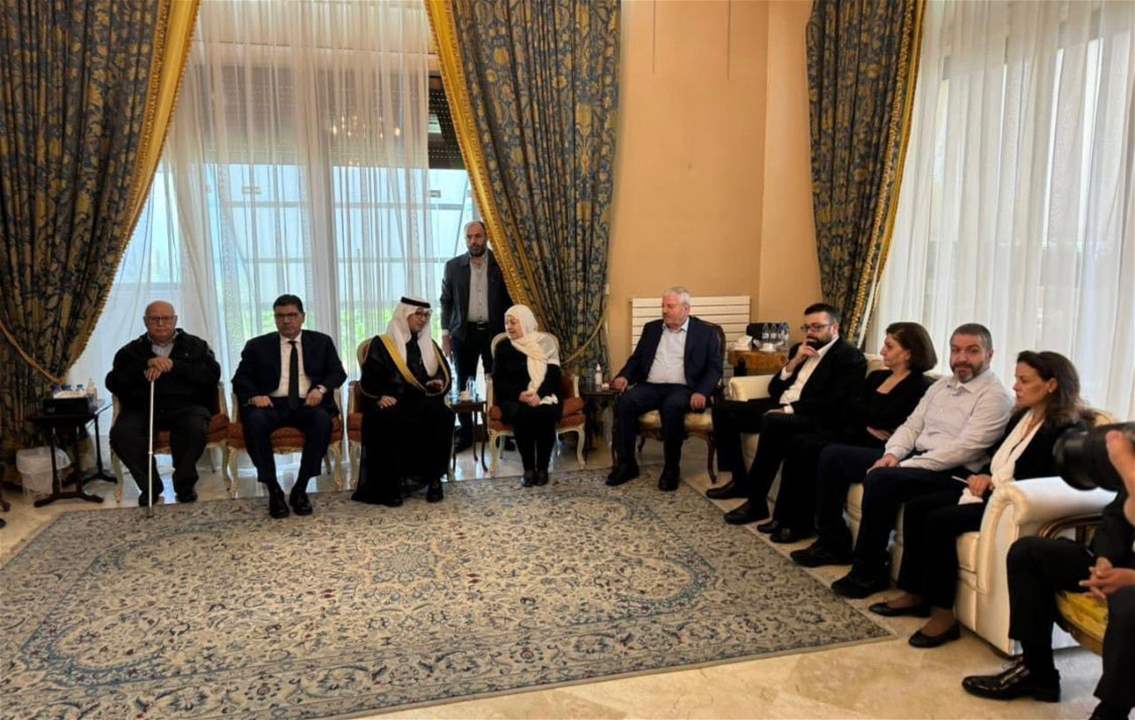 السفير السعودي في مجدليون معزياً بوفاة مصطفى الحريري