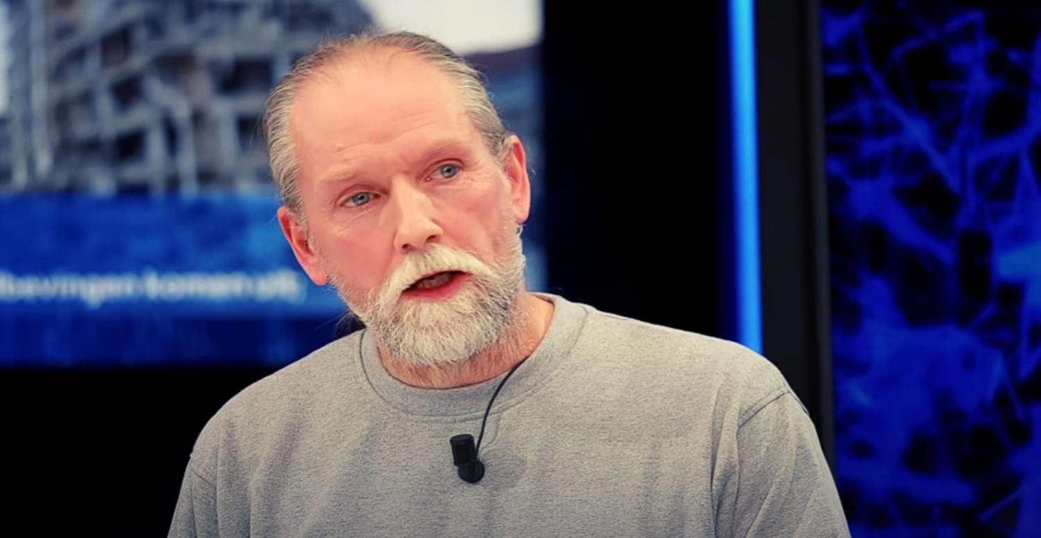 كوارث وأمراض.. راصد الزلازل الهولندي يحذر من مشروع جديد! 