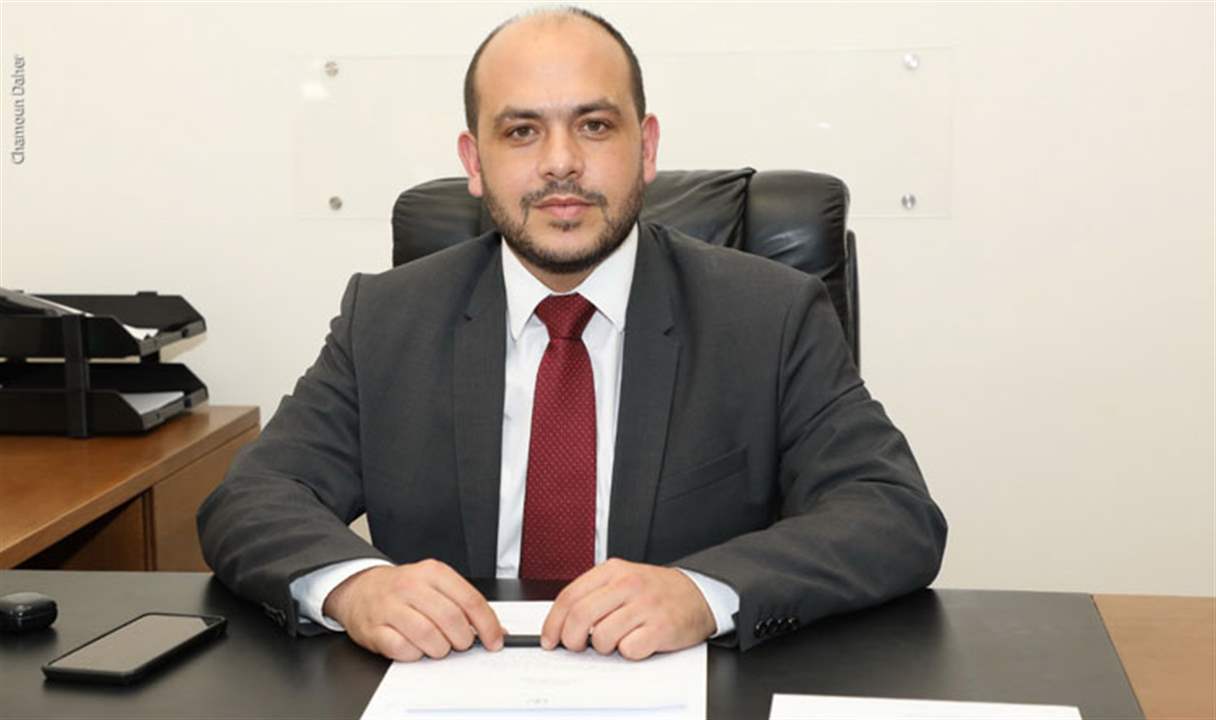 الاسمر: "محور الممانعة" يضرب الديمقراطية!