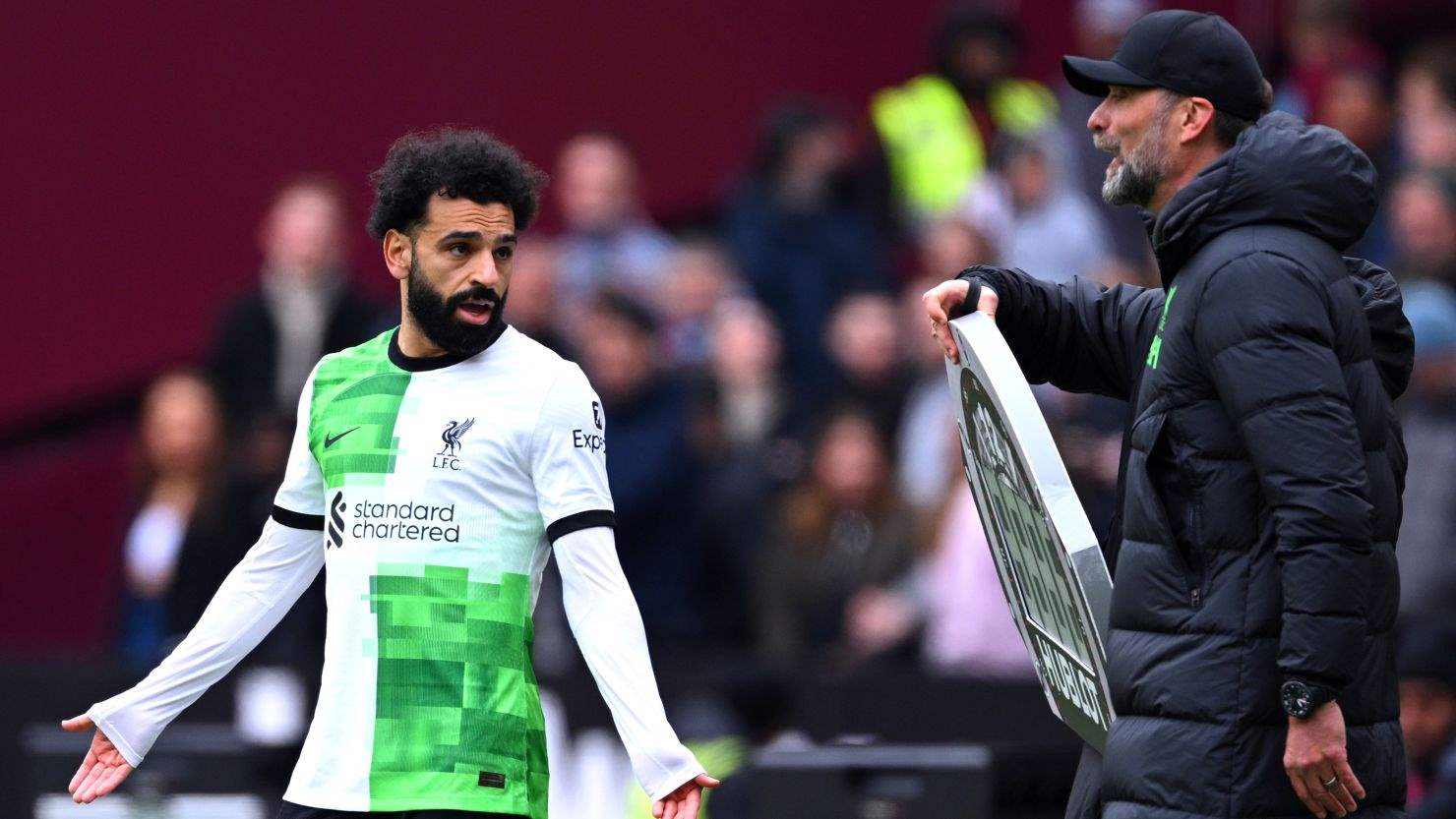 لن يرحل .. جديد الجدال بين محمد صلاح ويورغن كلوب
