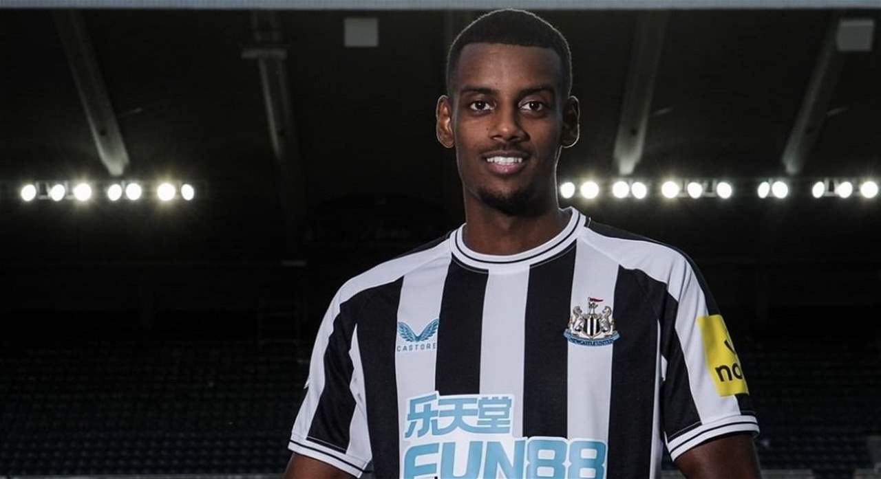 فيديو - اللاعب السويدي في نيوكاسل نجمٌ أول في إريتريا