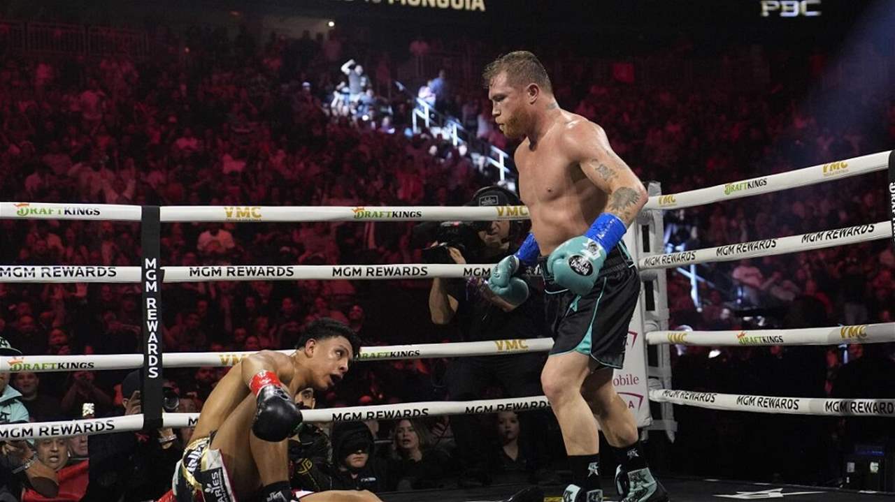 فيديو - ألفاريز يجمع المجد من أطرافه الأربعة