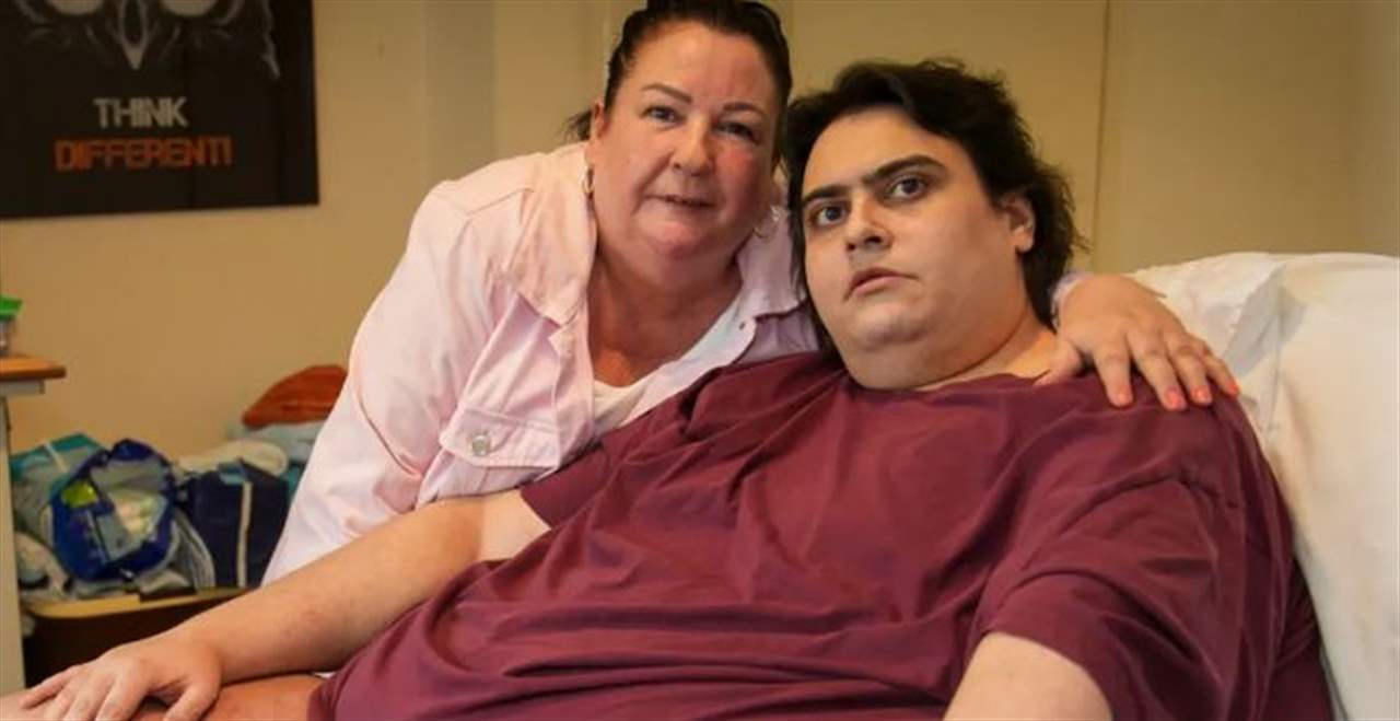 وزنه "الزائد" يطارده حتى بعد وفاته!