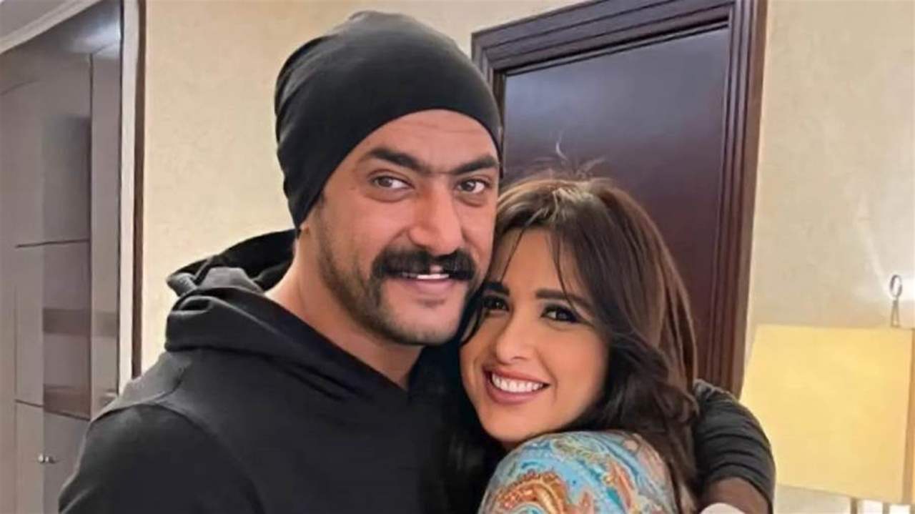 ياسمين عبد العزيز تجهش بالبكاء بسبب احمد العوضي: انا بعشقه!