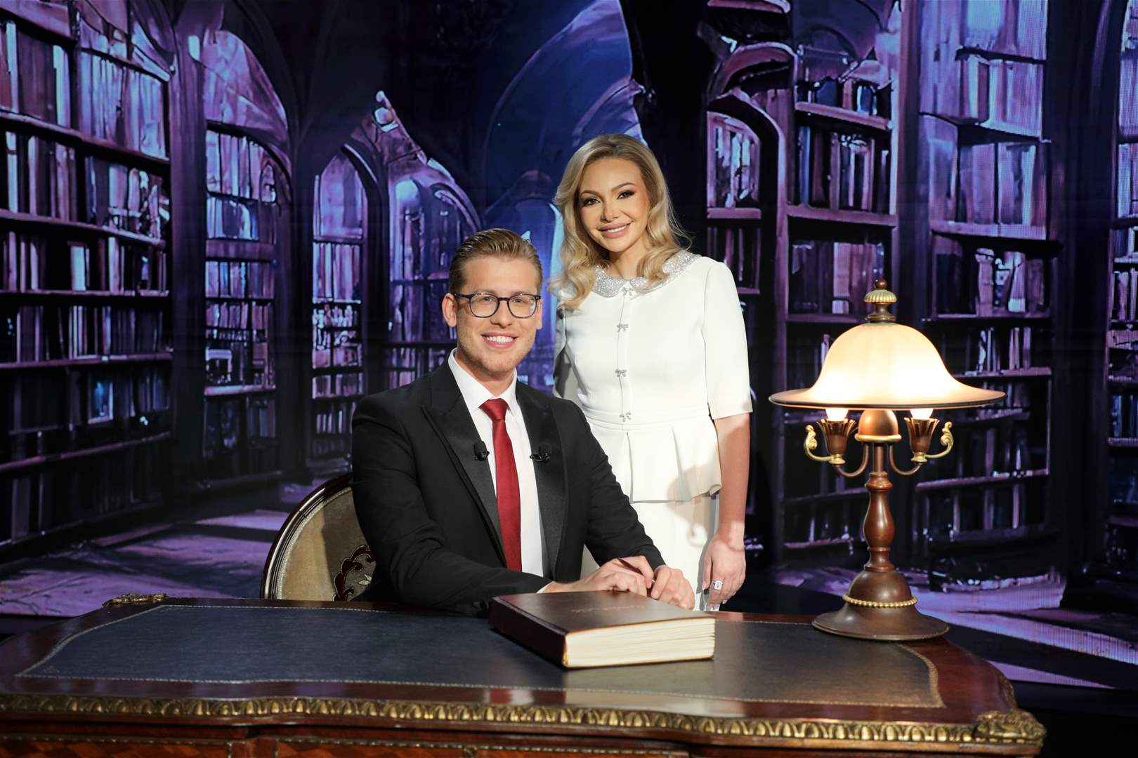 نادين تحسين بيك ضيفة على ياسين في حلقة الليلة من "كتاب الشهرة"