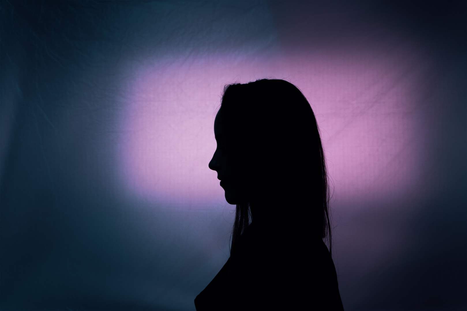 فنانة سورية شهيرة تعلن انفصالها عن خطيبها بطريقة لافتة: قسمة ونصيب