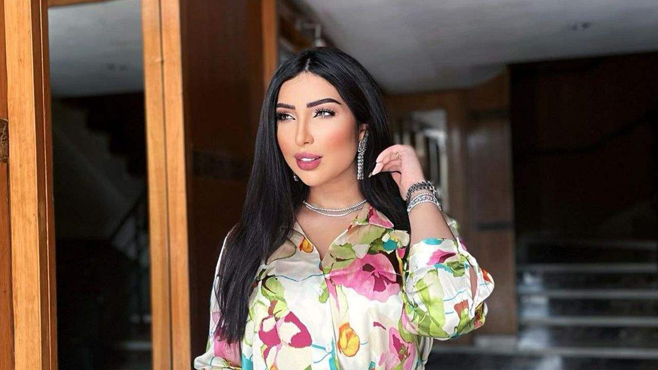 ابنة دنيا بطمة تحزن الجميع بسبب ما حصل معها بغياب والدتها