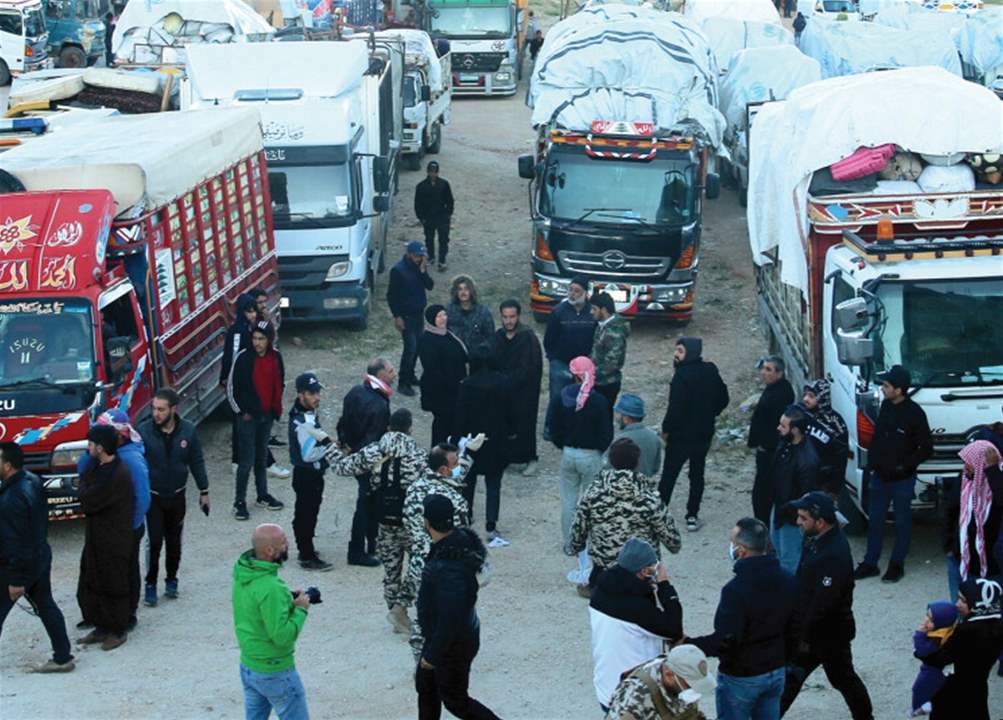 الجمهورية: "إشتباك" في مكتب حجار.. وطلب ملحّ لشرف الدين حول النازحين !