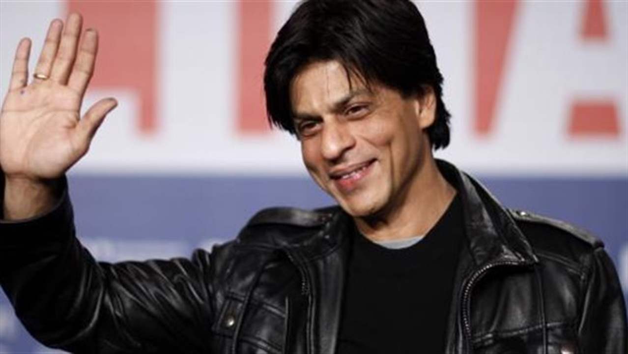 نقل شاروخان إلى المستشفى وهذا وضعه الصحي