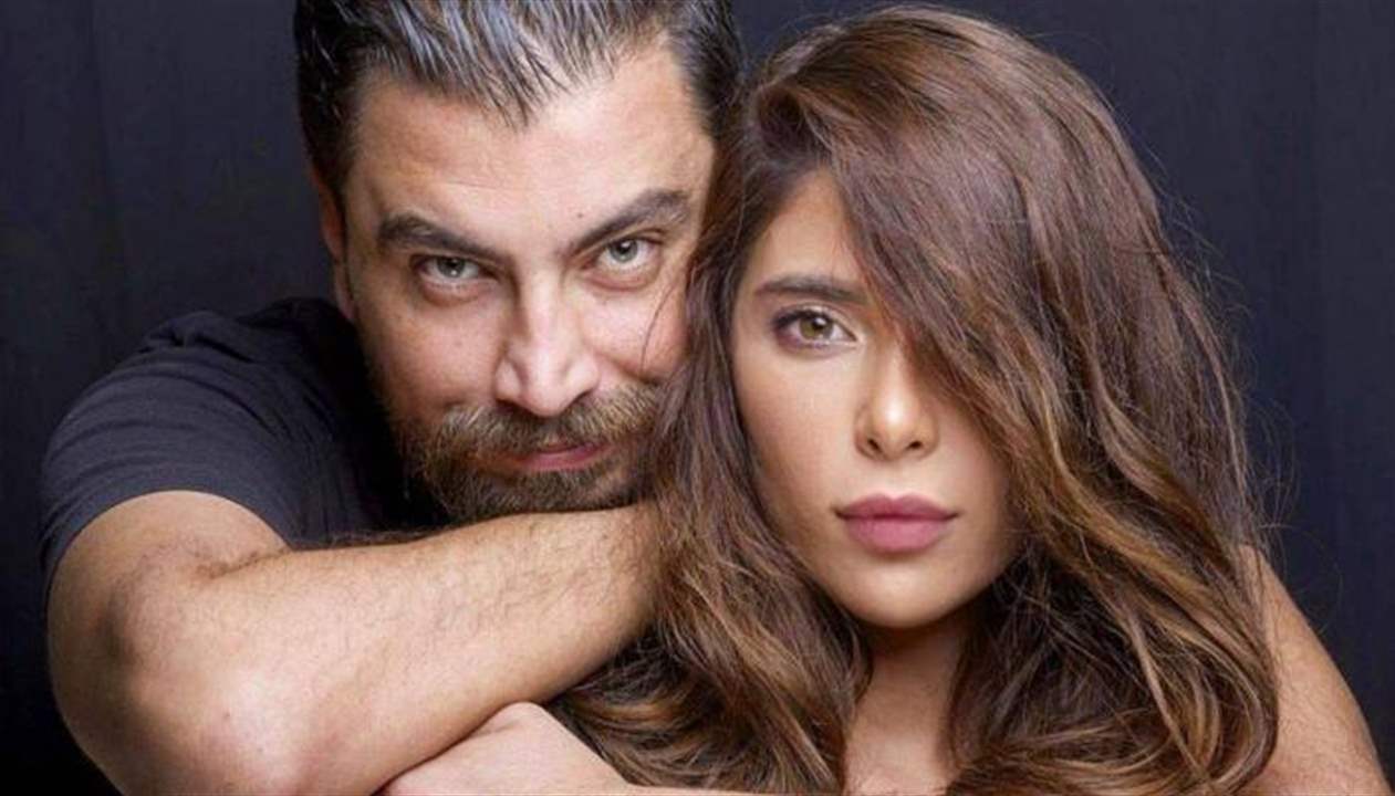 بالفيديو - لين برنجكجي زوجة معتصم النهار تحرجه بقبلة رومانسية امام الجميع