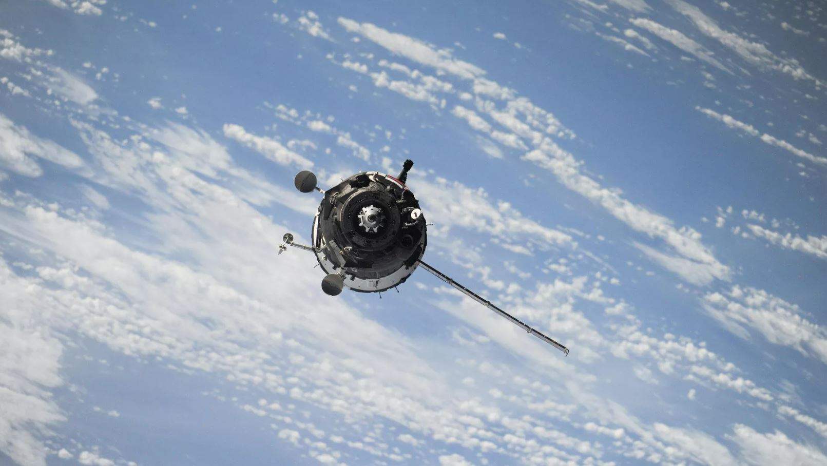 اليابان تخطط لبناء مصعد فضائي يغنيها عن إستخدام الصواريخ 