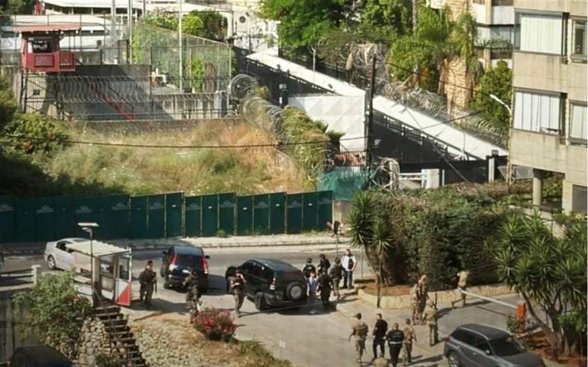  "كل الجهود تبذل لإبقائه على قيد الحياة".. "الأنباء" الكويتية: هذا ما توصلت اليه التحقيقات مع منفذ الهجوم على السفارة الأميركية