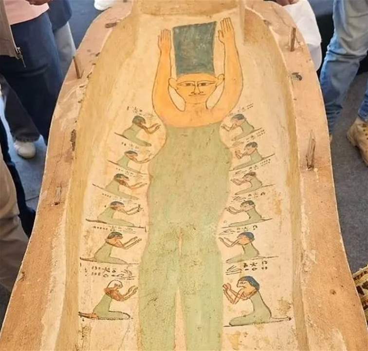 هل تنبأت مصر بمسلسل سيمبسون؟.. تابوت مومياء يثير الجدل