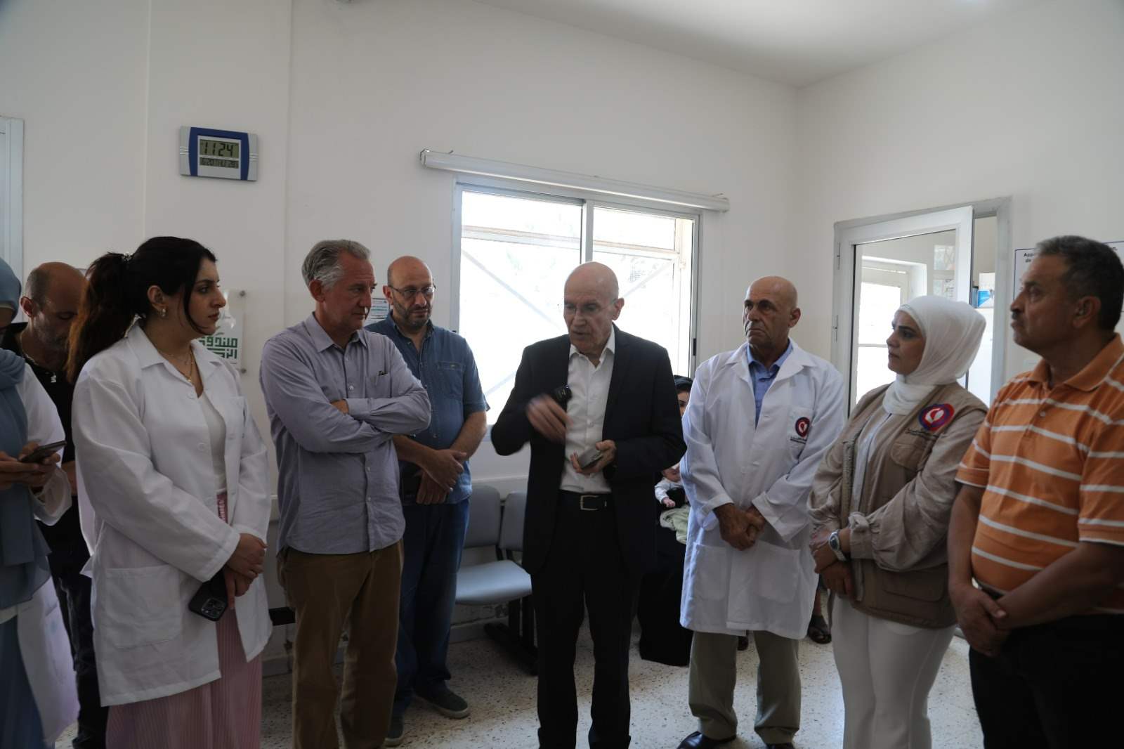 مهنا في العرقوب لتفقد أضرار الاعتداء الاسرائيلي على مركز لـ"عامل": لن نغلق مراكزنا في الجنوب 