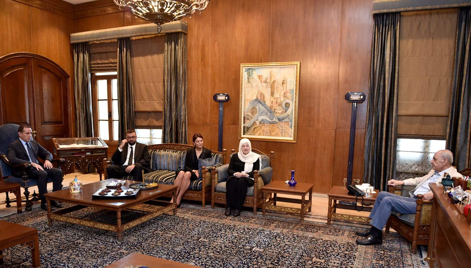 سلسلة لقاءات لبري في عين التينة وبهية الحريري تشكره مع ابنائها على تعزيته برحيل زوجها 