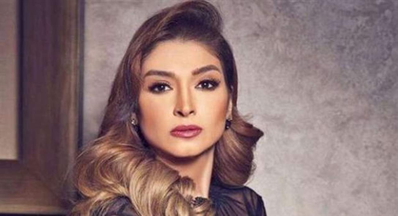 روجينا تروي ما حدث لها " تضخم بالوجه و حروق"