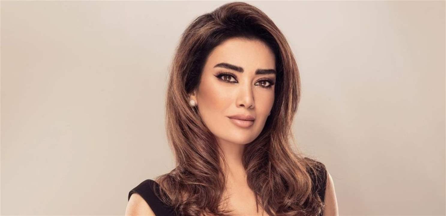 جيسيكا عازار تعايد والدها و زوجها بعيد الاب بطريقة مؤثرة