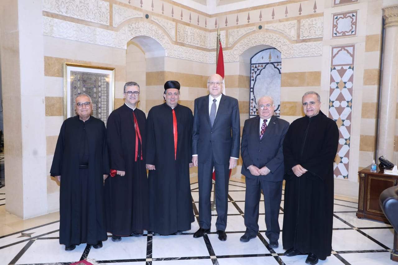 سلسلة لقاءات دبلوماسية في السراي الحكومي 