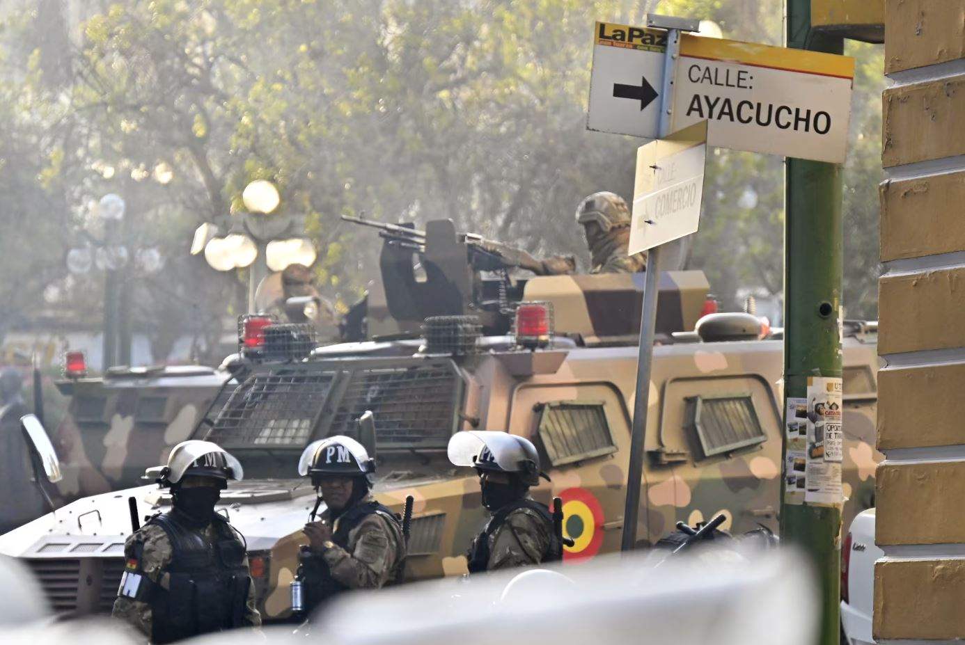 بوليفيا.. إعتقال قائد الجيش بعد محاولة إنقلاب فاشلة