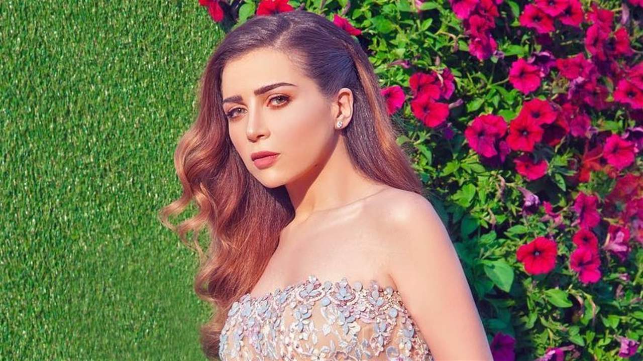 ما حقيقة ارتباط مي عز الدين بممثل مصري شهير؟