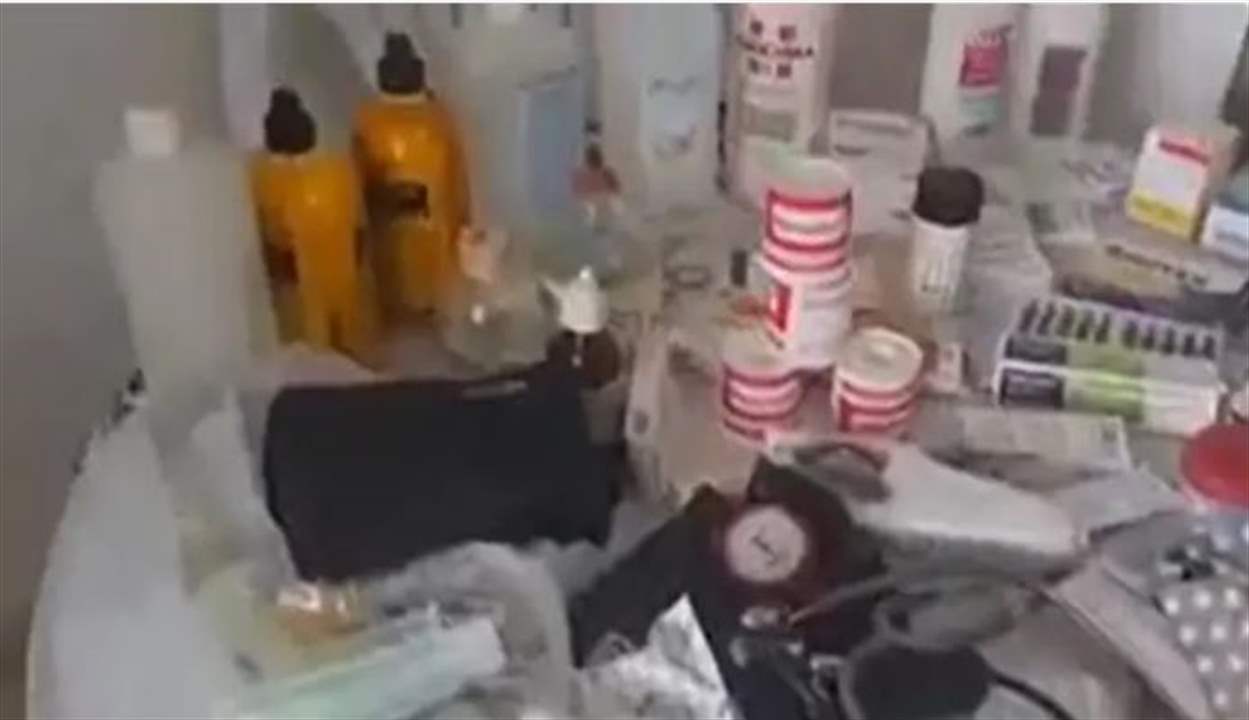 زوج يفضح زوجته الممرّضة بفيديو: تسرق أدوية المستشفى!