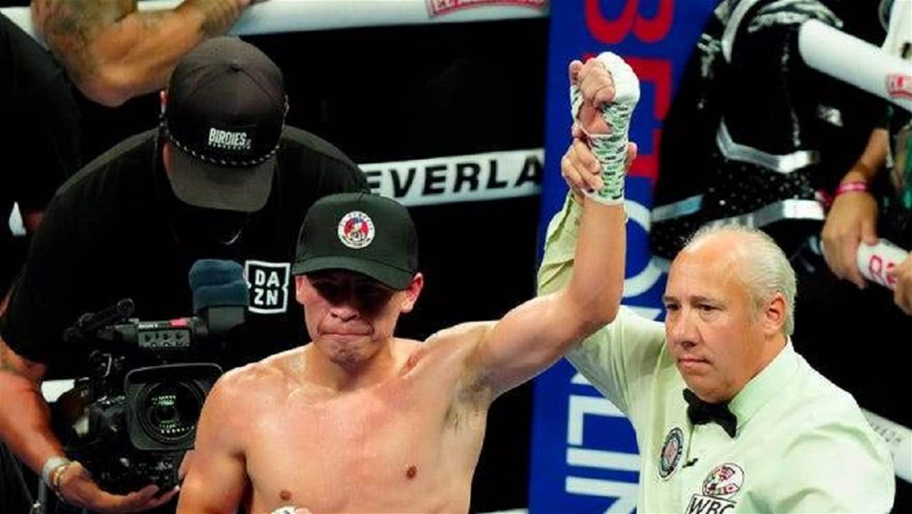 فيديو - "بام" يُسقط ""جالو" ويُحرز اللقب العالميّ