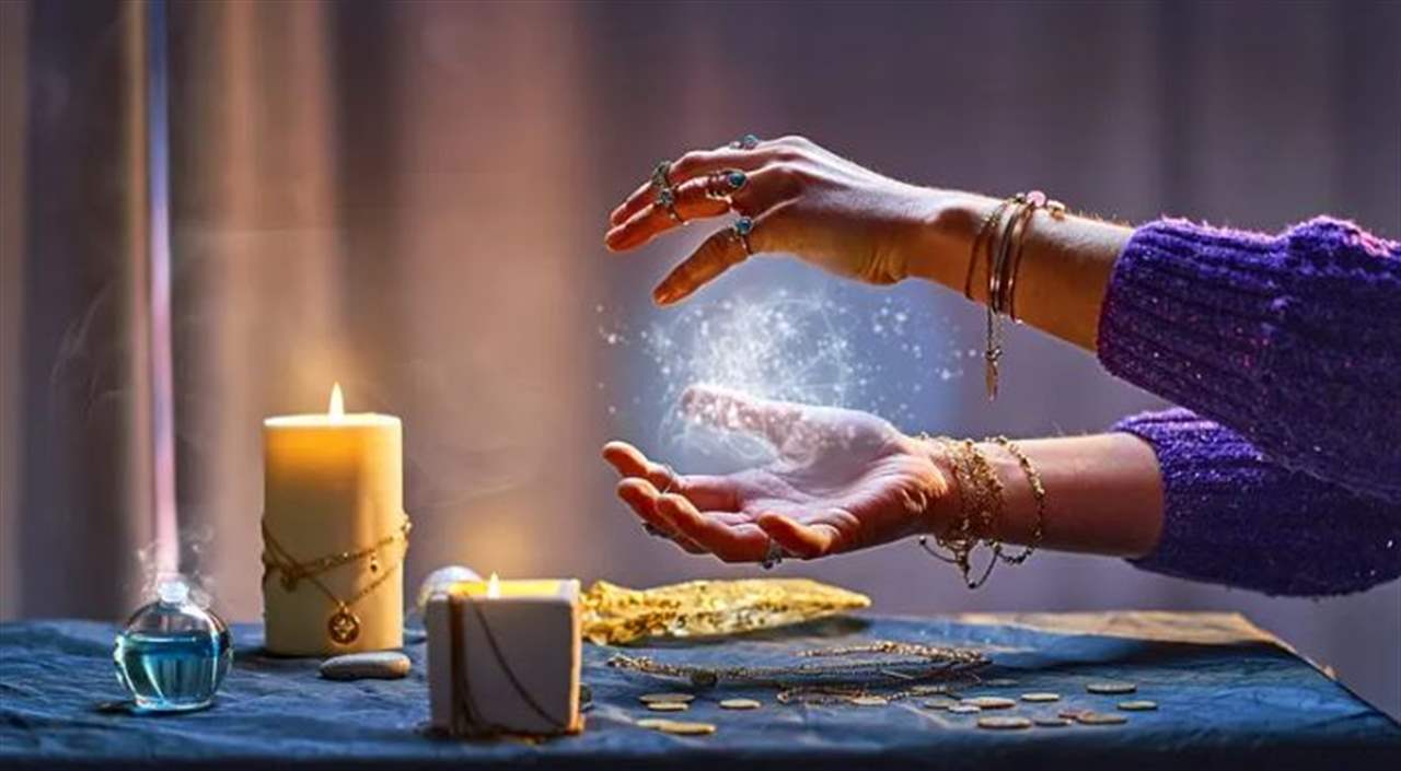 توقيف وزيرة ... والتهمة ممارسة "السحر الأسود" ضد رئيس بلادها!