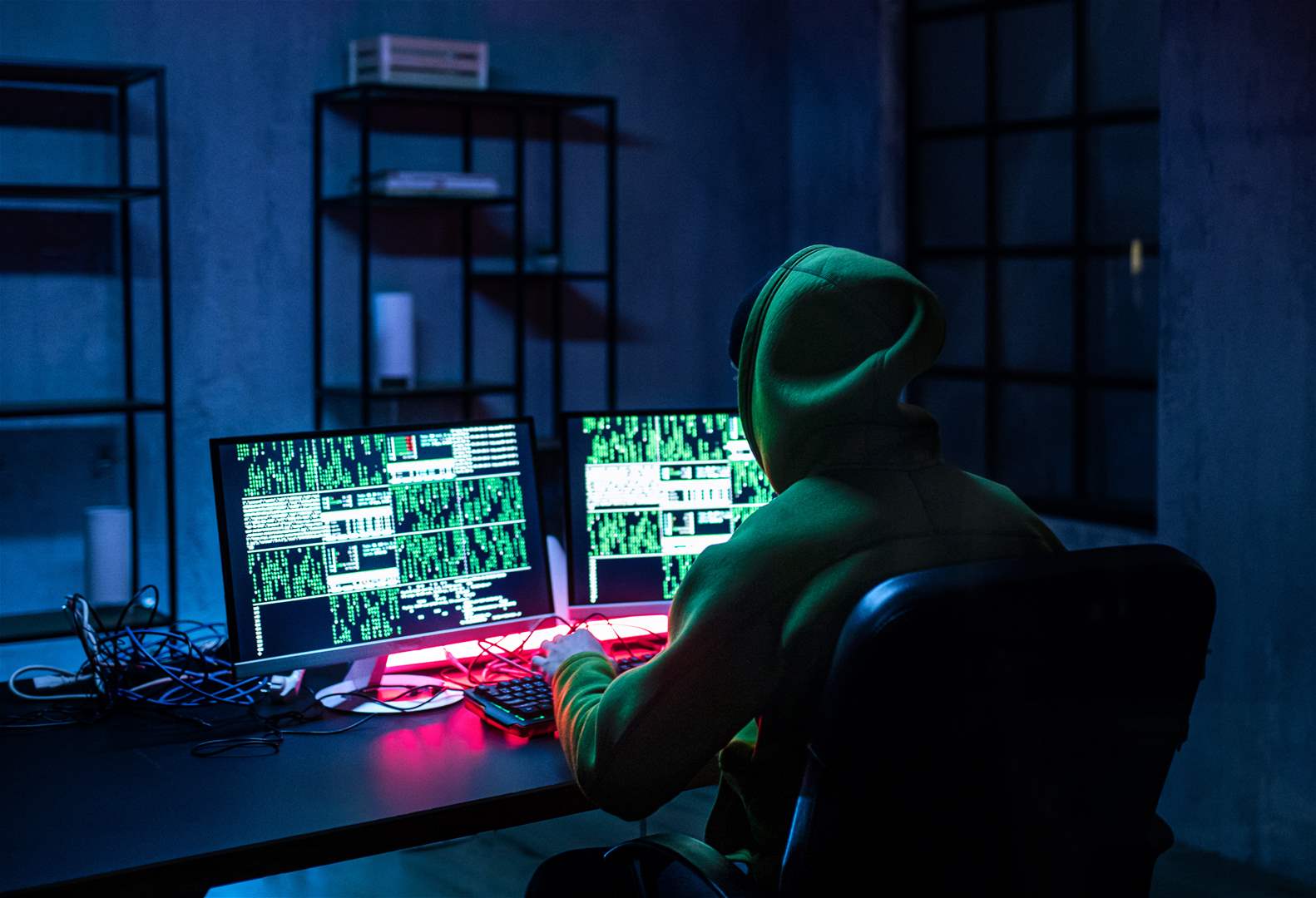 "خلل تقني" عطّل العالم... ما الأسباب المحتملة؟