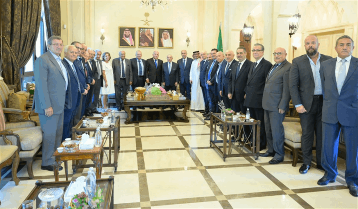 مخزومي زار السفير السعودي وليد بخاري مترئساً وفداً من منتدى "الحوار الوطني" و"ملتقى بيروت": لو وقع لبنان مع المملكة في عام 2018 الـ22 مشروعا لكان تضاعف اقتصادنا بدل أن يهبط إلى النصف
