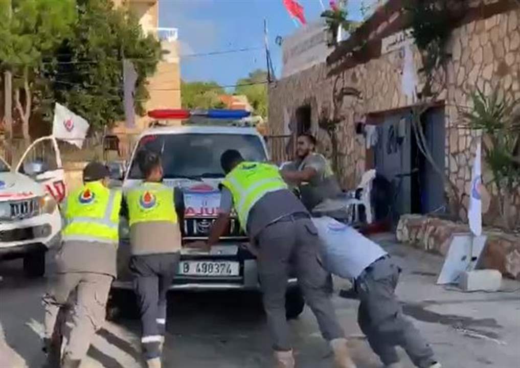 بالفيديو - قصف إسرائيلي يستهدف فرق الإطفاء في الناقورة 