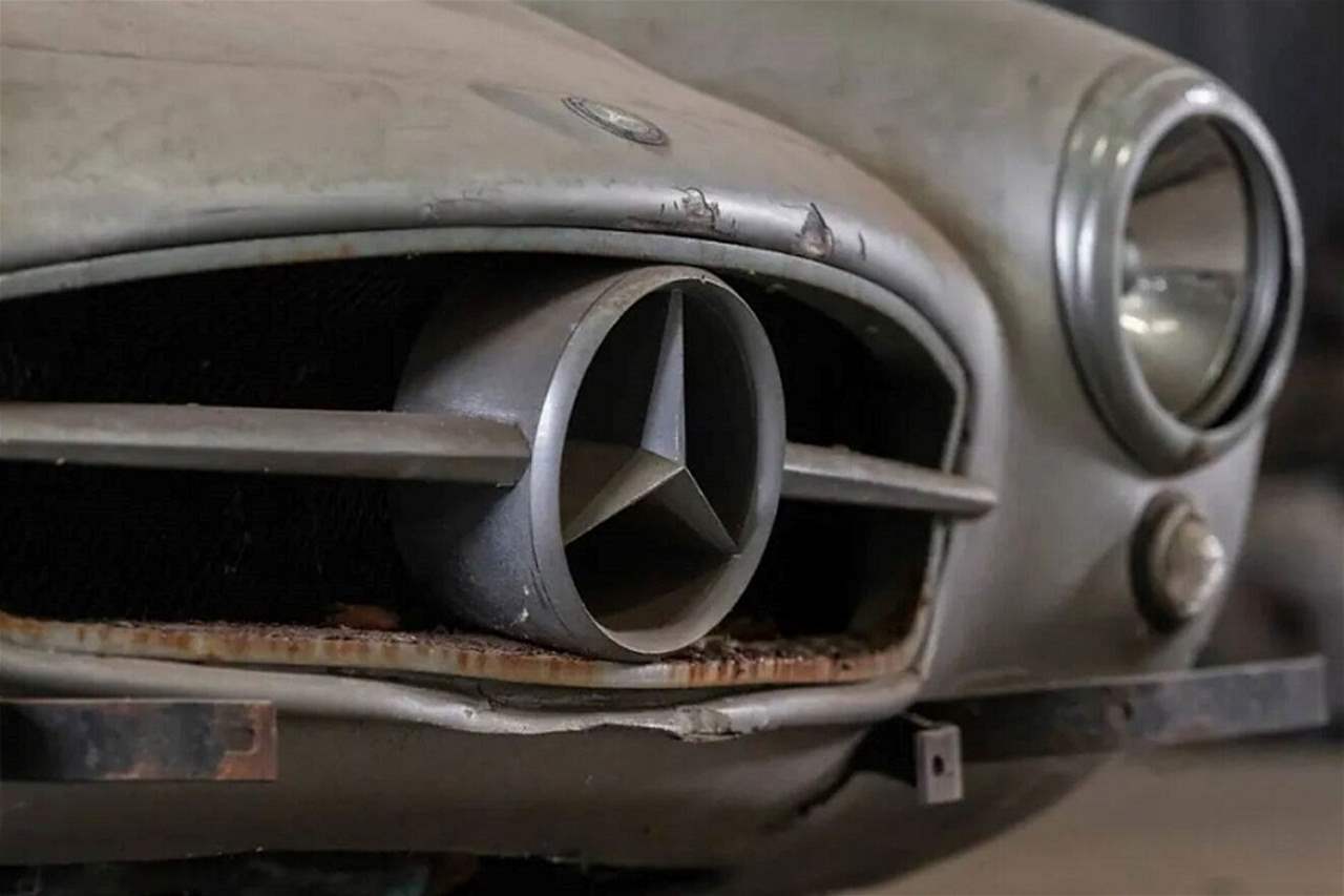 "سيارة من الخُردة" بيعت بنحو 10 مليون دولار .. فما قصتها؟