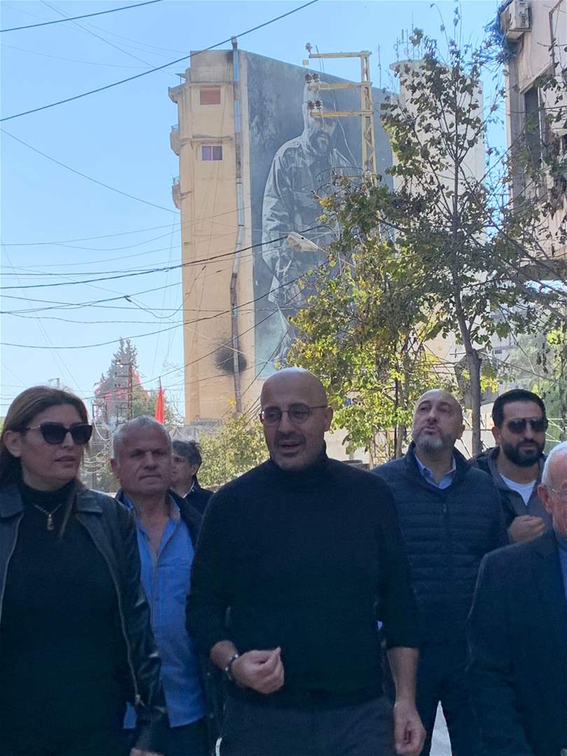 أول وزير يزور الجنوب.. ويكشف أعداد العائدين إليه!