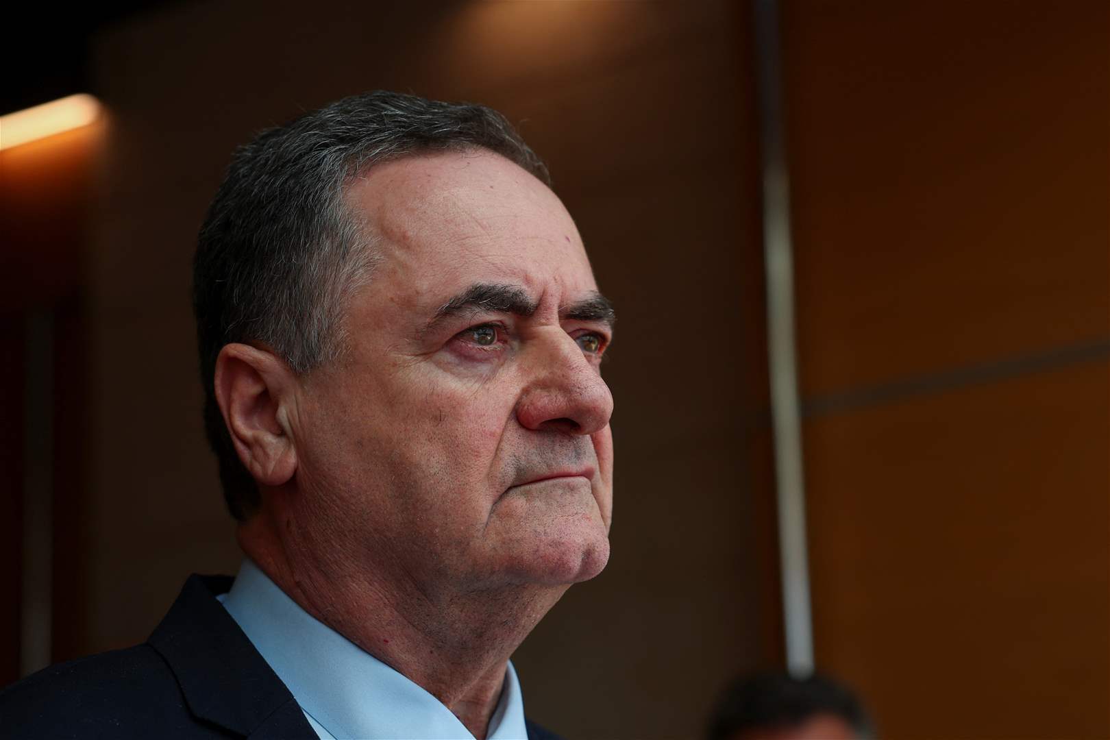 وزير الحرب الإسرائيلي يهدد الحوثيين بـ "قطع الرؤوس" 